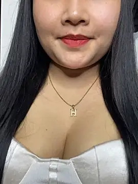 Snapshot of Violet_pusy chatting on 03/14/26, 04:12 Violet pusy online show from 03/14/26, 04:12