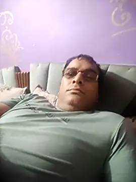 Snapshot of indiandesivillegeboy chatting on 06/28/26, 05:46 indiandesivillegeboy online show from 06/28/26, 05:46