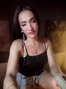 Snapshot of GeorginaLove09 chatting on 05/14/26, 09:27 GeorginaLove09 online show from 05/14/26, 09:27