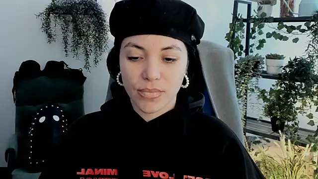 NeoGeisha online show from 05/04/26, 10:22
