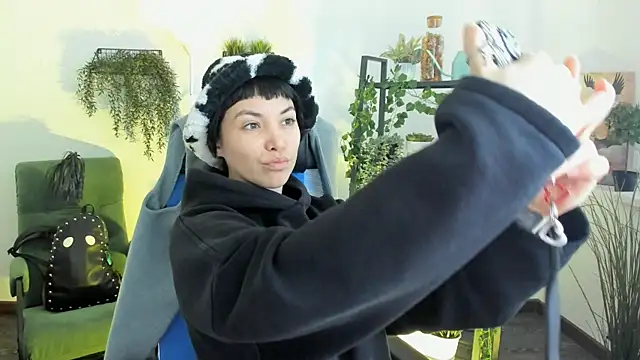 NeoGeisha online show from 05/11/26, 01:06