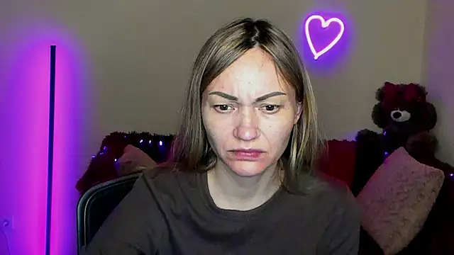 BlondMikey22 online show from 04/26/26, 05:21