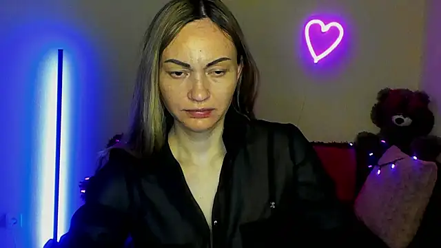 Snapshot of BlondMikey22 chatting on 05/23/26, 11:25 BlondMikey22 online show from 05/23/26, 11:25