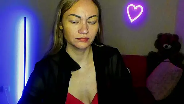 Snapshot of BlondMikey22 chatting on 06/03/26, 05:21 BlondMikey22 online show from 06/03/26, 05:21