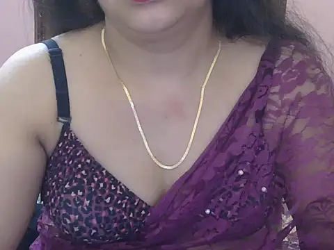 Snapshot of Cute_Sheetal chatting on 04/04/26, 12:35 Cute Sheetal online show from 04/04/26, 12:35
