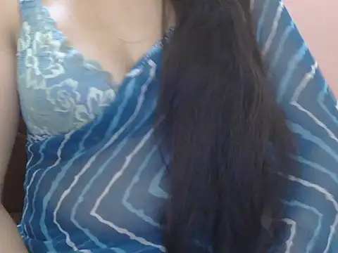Snapshot of Cute_Sheetal chatting on 05/12/26, 01:08 Cute Sheetal online show from 05/12/26, 01:08