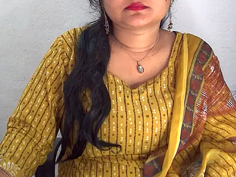 Snapshot of Saniya_K2 chatting on 04/26/26, 06:44 Saniya K2 online show from 04/26/26, 06:44