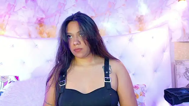SasshaSpicy online show from 04/24/26, 11:45