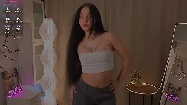 RoxannRunk online show from 03/10/26, 06:40