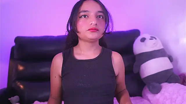  emily jonexs online show from 07/09/26, 10:14