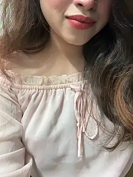 riya sharma11 online show from 04/24/26, 05:48