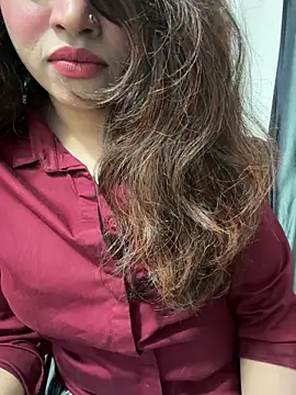 riya sharma11 online show from 04/25/26, 05:32