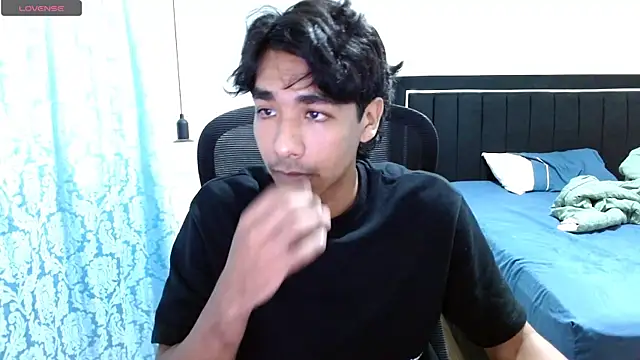 Snapshot of Pedestal_diamant chatting on 03/29/26, 11:16 Pedestal diamant online show from 03/29/26, 11:16