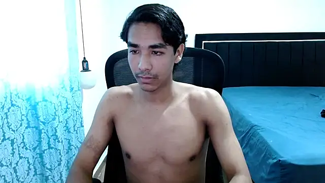 Snapshot of Pedestal_diamant chatting on 04/01/26, 08:17 Pedestal diamant online show from 04/01/26, 08:17