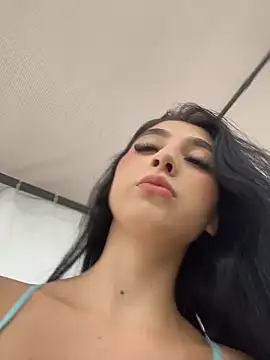 BadLilAngelXXX online show from 04/29/26, 01:15