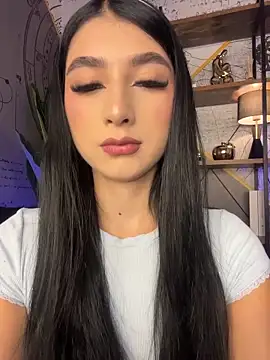 BadLilAngelXXX online show from 05/25/26, 01:17