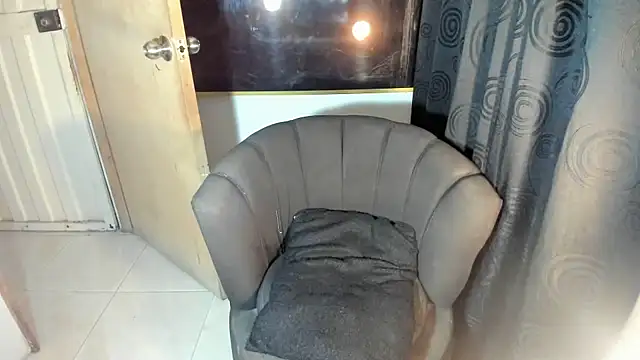 Jesshot bigcock20cm online show from 06/15/26, 08:05