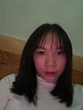 Snapshot of DoliceGirl2k chatting on 02/13/26, 08:21 DoliceGirl2k online show from 02/13/26, 08:21