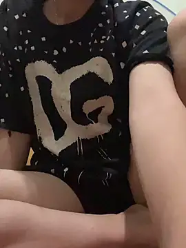 Snapshot of DoliceGirl2k chatting on 03/21/26, 12:10 DoliceGirl2k online show from 03/21/26, 12:10