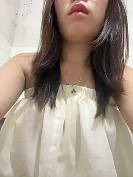 DoliceGirl2k online show from 04/27/26, 12:58