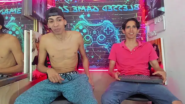 Snapshot of Wonka_1 chatting on 03/28/26, 08:19 Wonka 1 online show from 03/28/26, 08:19