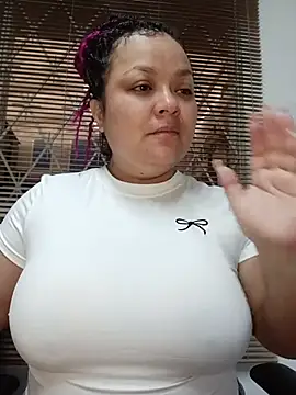 SweettSin online show from 05/04/26, 08:16