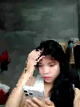 Snapshot of camtu00 chatting on 02/24/26, 12:19 camtu00 online show from 02/24/26, 12:19