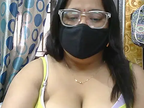 GangbangCouple online show from 04/14/26, 09:26