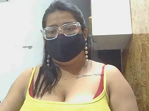 GangbangCouple online show from 06/18/26, 04:55
