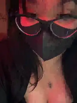 Snapshot of HaleyKin chatting on 03/11/26, 04:57 HaleyKin online show from 03/11/26, 04:57