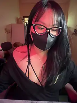 Snapshot of HaleyKin chatting on 03/14/26, 05:24 HaleyKin online show from 03/14/26, 05:24