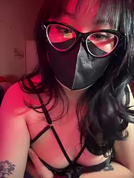 Snapshot of HaleyKin chatting on 04/01/26, 07:33 HaleyKin online show from 04/01/26, 07:33