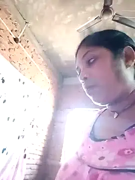 Horney Bhabhi online show from 05/14/26, 09:27