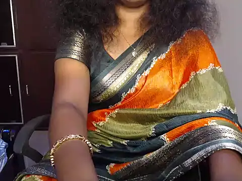 VixenNandhu online show from 04/12/26, 06:13