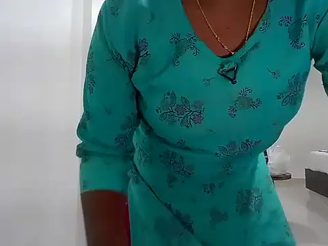 VixenNandhu online show from 04/27/26, 06:17