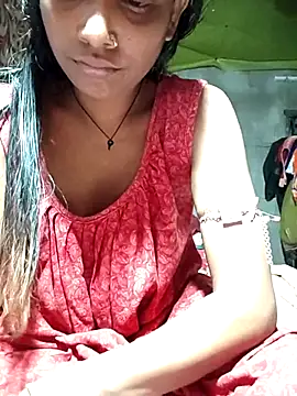 Snapshot of Sweet-runi chatting on 06/16/26, 02:19 Sweet-runi online show from 06/16/26, 02:19