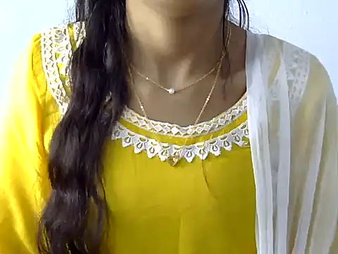 Snapshot of Mehaak_ chatting on 02/13/26, 06:09 Mehaak online show from 02/13/26, 06:09