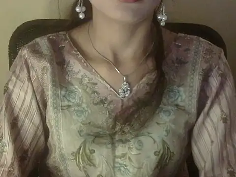 Mehaak  online show from 05/07/26, 06:52
