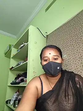 Snapshot of Andra_Ammai chatting on 02/08/26, 04:10 Andra Ammai online show from 02/08/26, 04:10