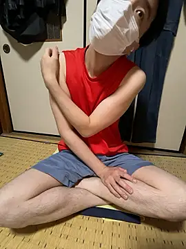 shizuku-kun211 online show from 04/30/26, 09:30