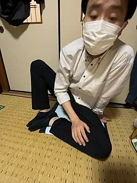 shizuku-kun211 online show from 05/13/26, 02:42