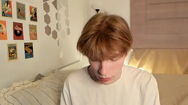 Snapshot of CalmFever chatting on 03/15/26, 08:26 CalmFever online show from 03/15/26, 08:26