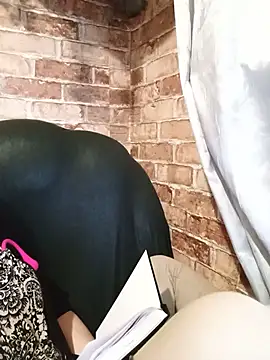 Snapshot of itismyhobby chatting on 01/05/25, 12:52 itismyhobby online show from 01/05/25, 12:52