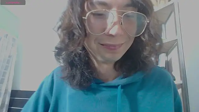 Snapshot of najimi_uwu_ chatting on 02/19/26, 01:12 najimi uwu online show from 02/19/26, 01:12