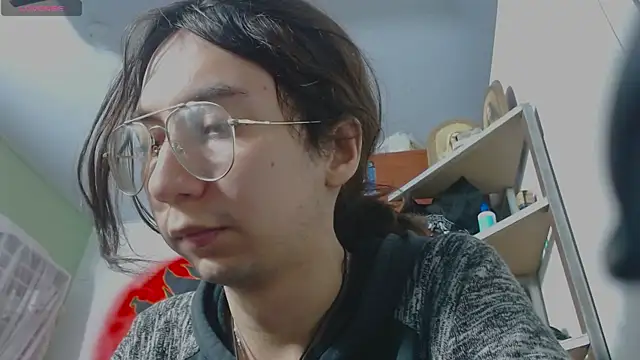 Snapshot of najimi_uwu_ chatting on 03/25/26, 01:44 najimi uwu online show from 03/25/26, 01:44