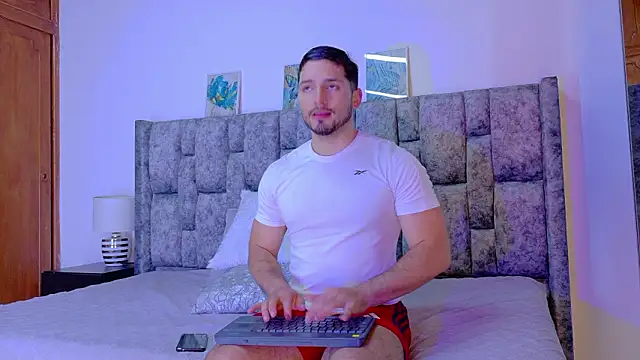 NICK MOSS  online show from 03/11/26, 11:16