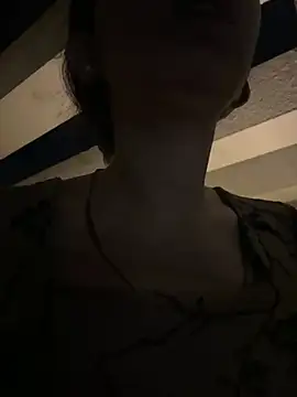 raavigirl online show from 06/30/26, 04:41