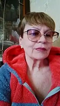 SophieBurns online show from 04/15/26, 11:28