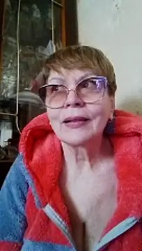 SophieBurns online show from 04/27/26, 09:29