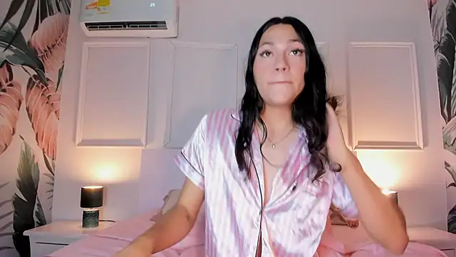 Snapshot of Rubii_Cutee chatting on 05/25/26, 11:16 Rubii Cutee online show from 05/25/26, 11:16